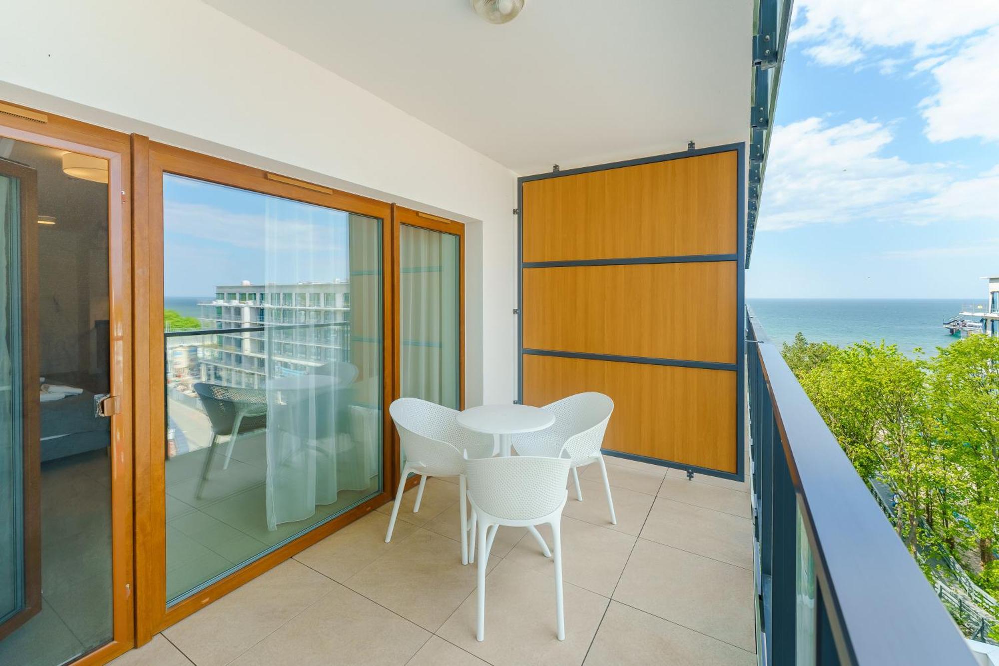 Aquamarina Prima Deluxe Studios With Sea View By Noclegi Renters Miedzyzdroje Εξωτερικό φωτογραφία