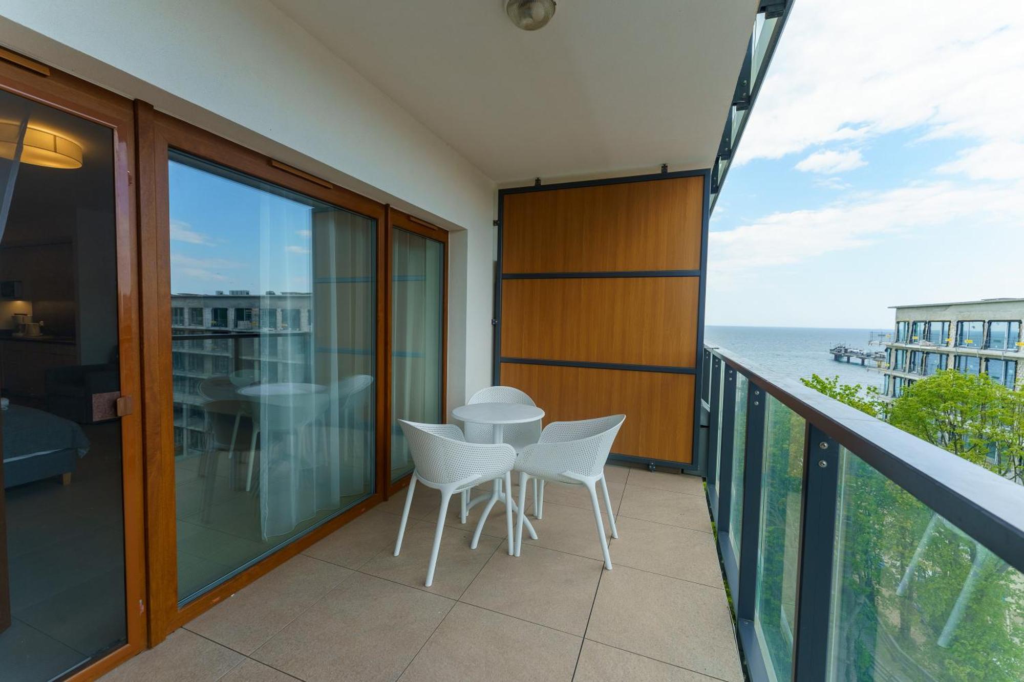 Aquamarina Prima Deluxe Studios With Sea View By Noclegi Renters Miedzyzdroje Εξωτερικό φωτογραφία